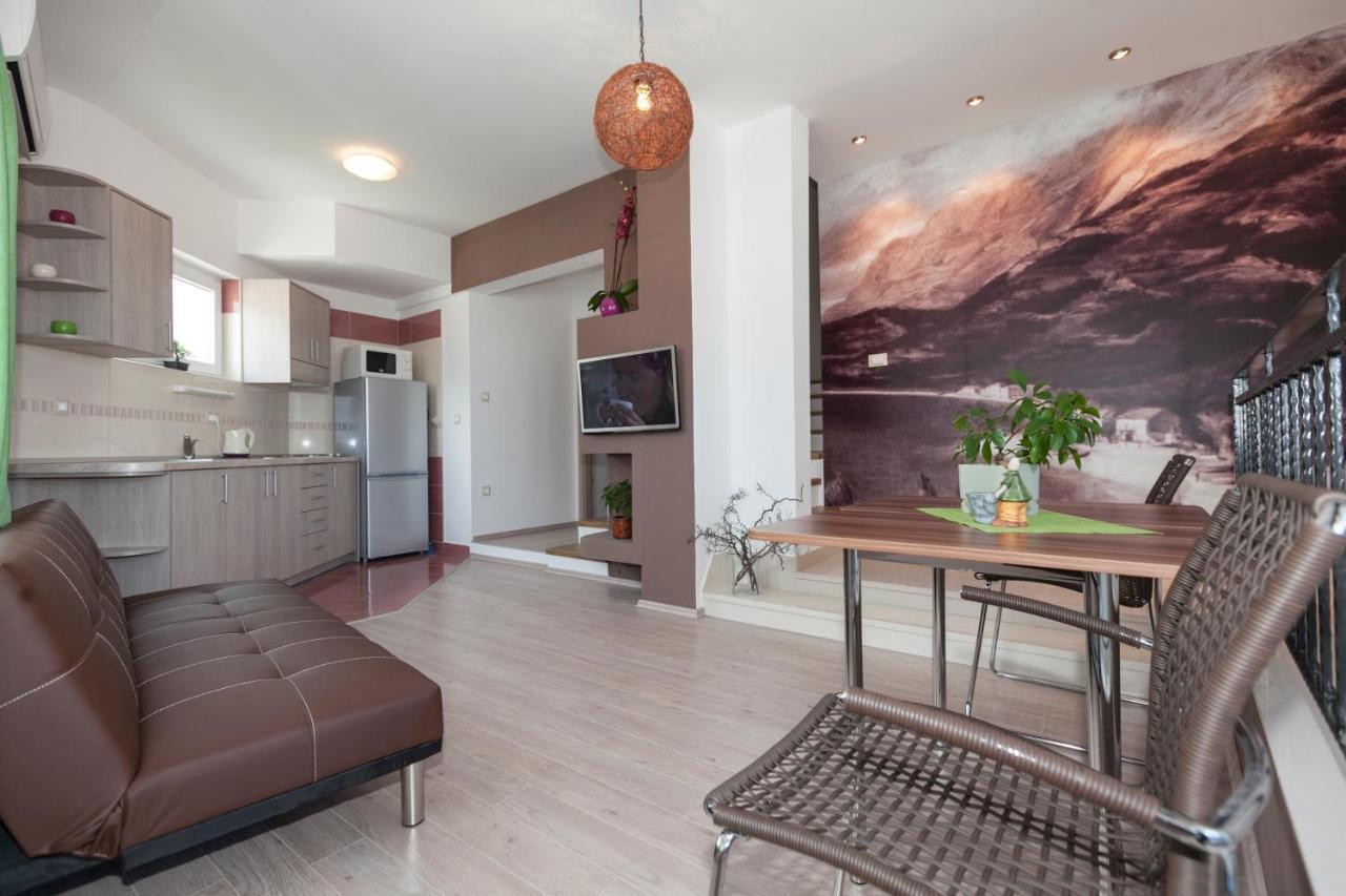 Apartmani Iva Tucepi Luaran gambar