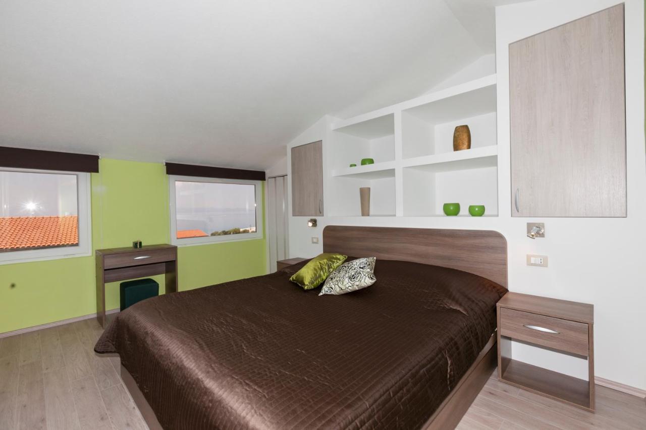 Apartmani Iva Tucepi Luaran gambar