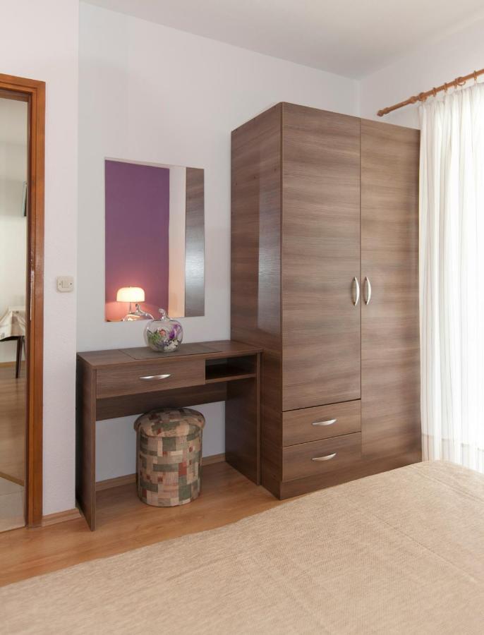 Apartmani Iva Tucepi Luaran gambar