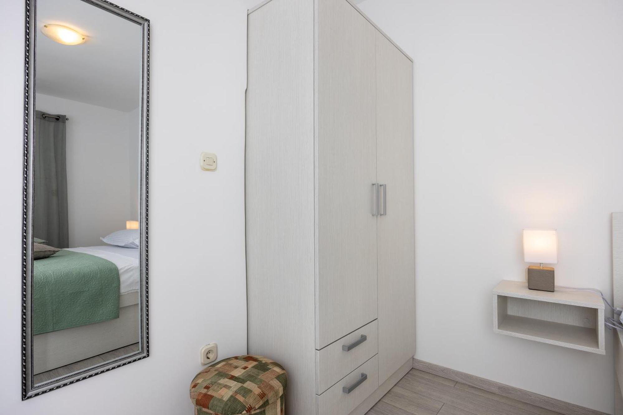 Apartmani Iva Tucepi Luaran gambar