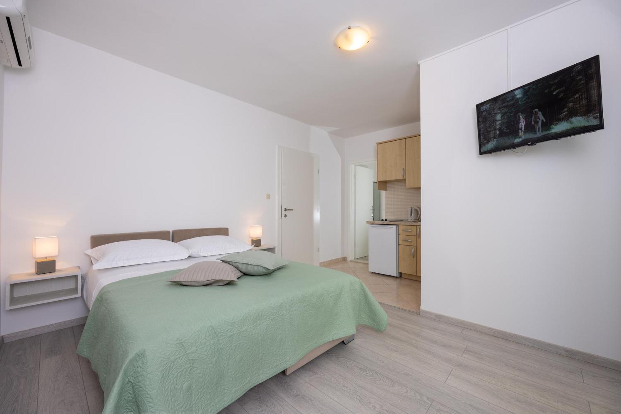 Apartmani Iva Tucepi Luaran gambar