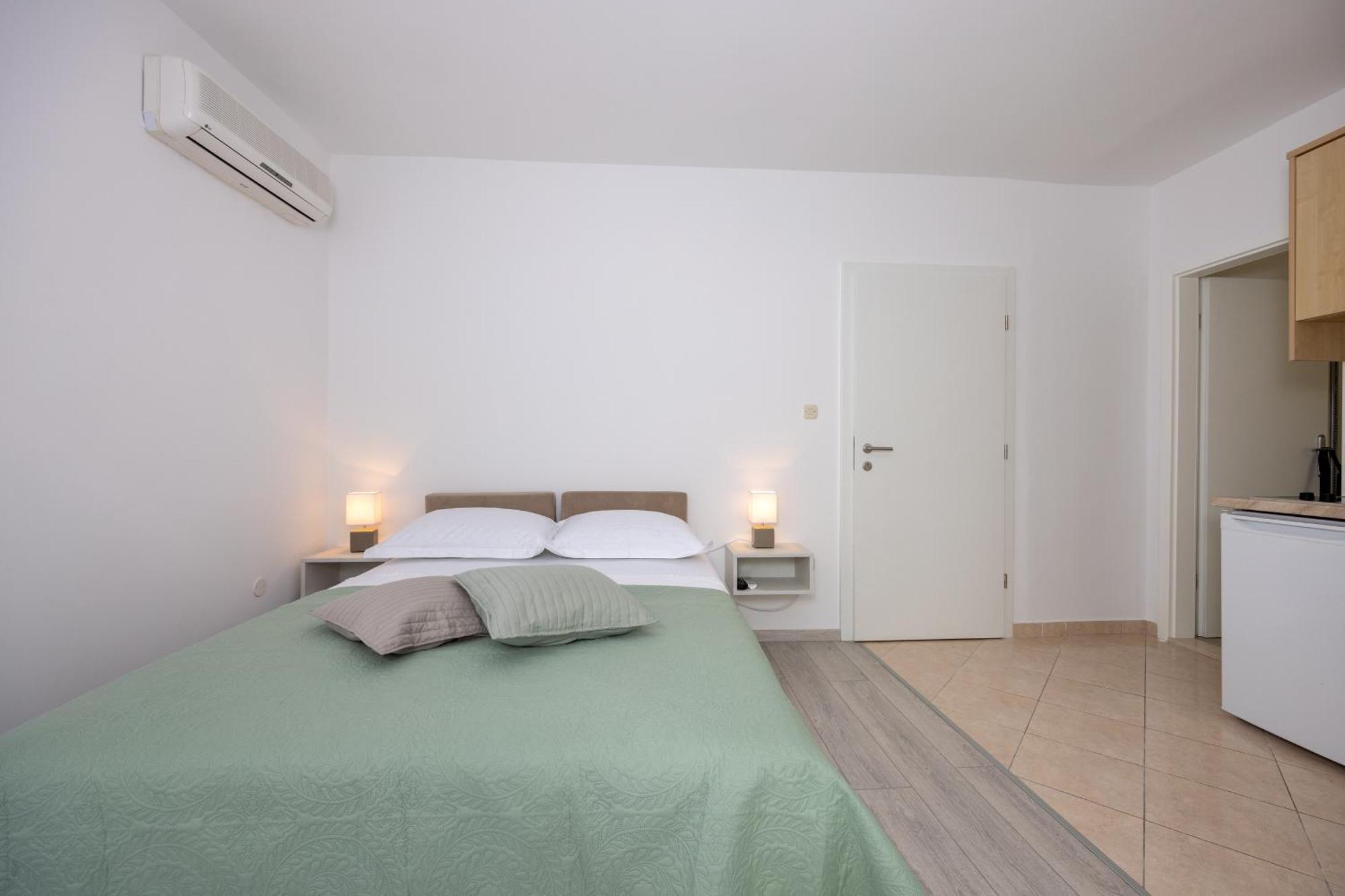 Apartmani Iva Tucepi Luaran gambar